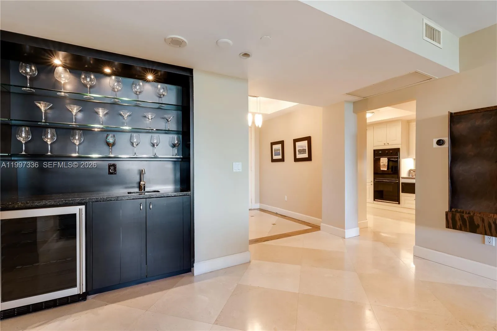 445 Grand Bay Dr # 412, Key Biscayne, FL 33149 photo 5