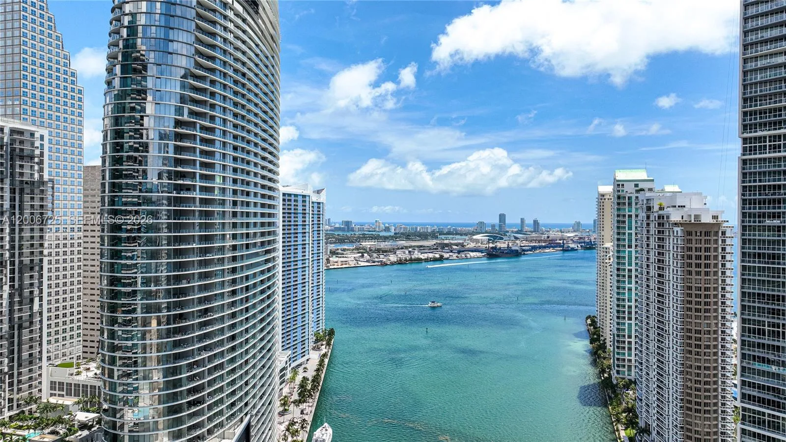 77 SE 5th St. # 1505, Miami, FL 33131 photo 2