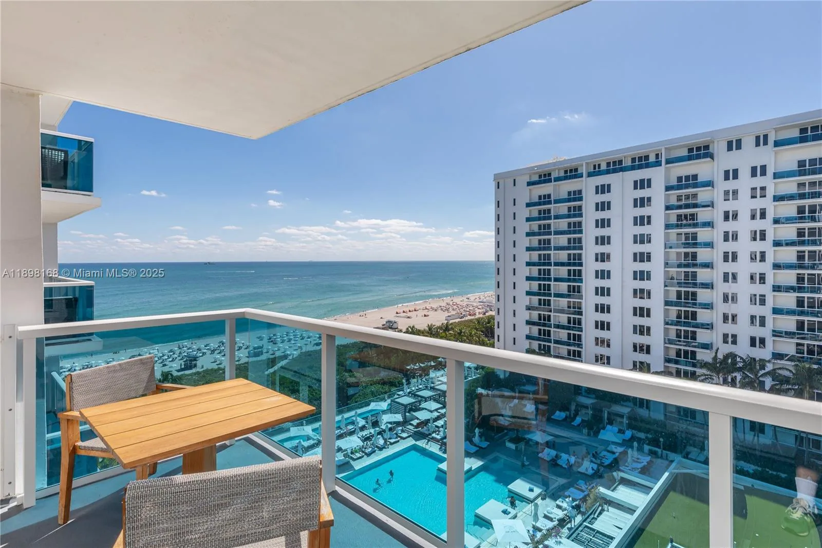 102 24th St # 1112, Miami Beach, FL 33139