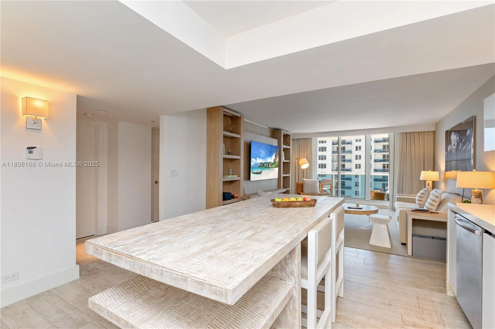 102 24th St # 1112, Miami Beach, FL 33139 photo 5