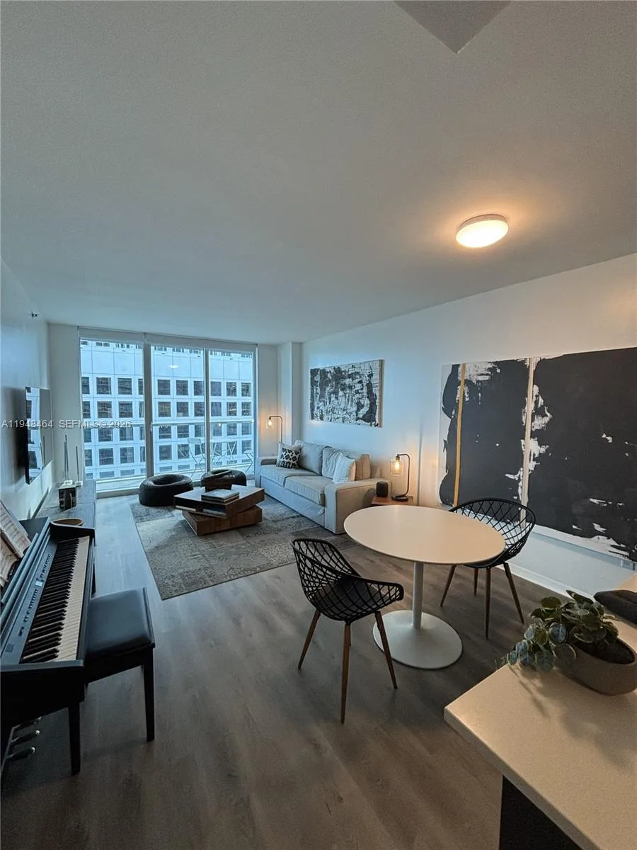 500 Brickell Ave # 3408, Miami, FL 33131 photo 5