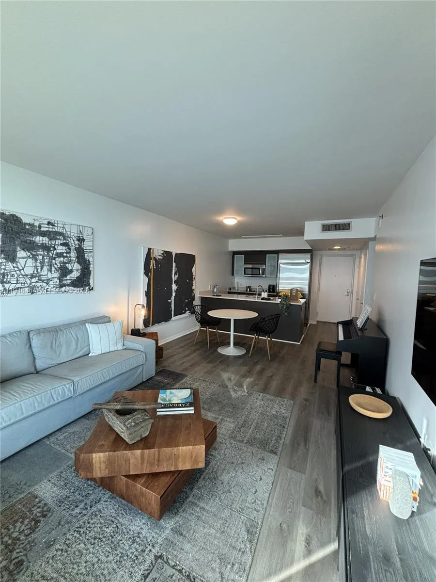 500 Brickell Ave # 3408, Miami, FL 33131 photo 7