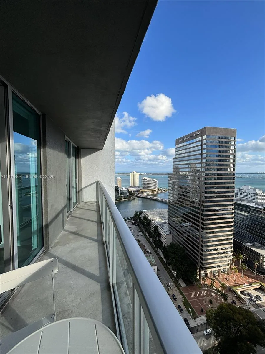 500 Brickell Ave # 3408, Miami, FL 33131 photo 9