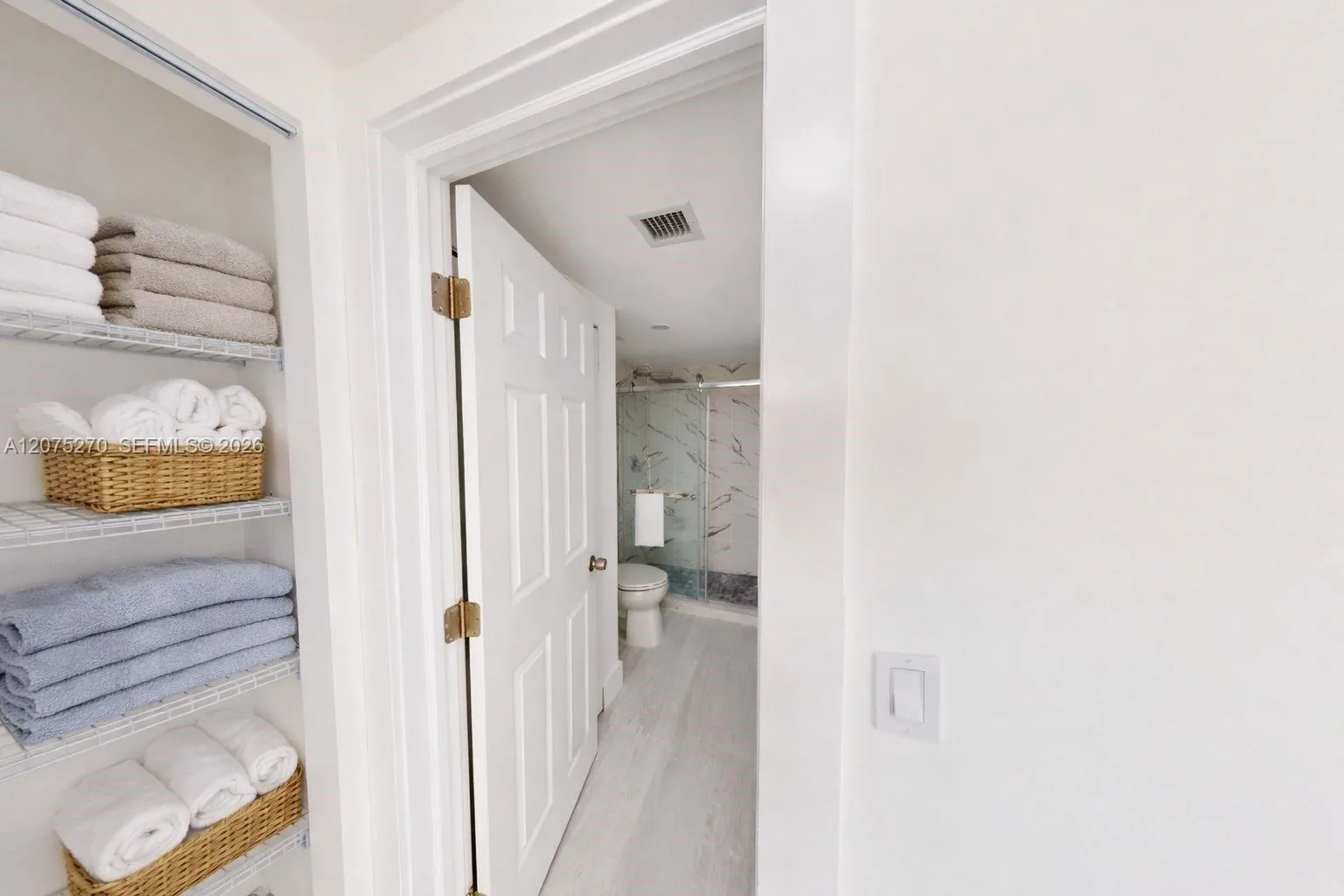 1000 W Island Blvd # 1812, Aventura, FL 33160 photo 12