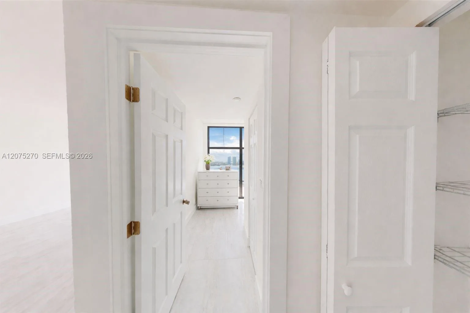 1000 W Island Blvd # 1812, Aventura, FL 33160 photo 13