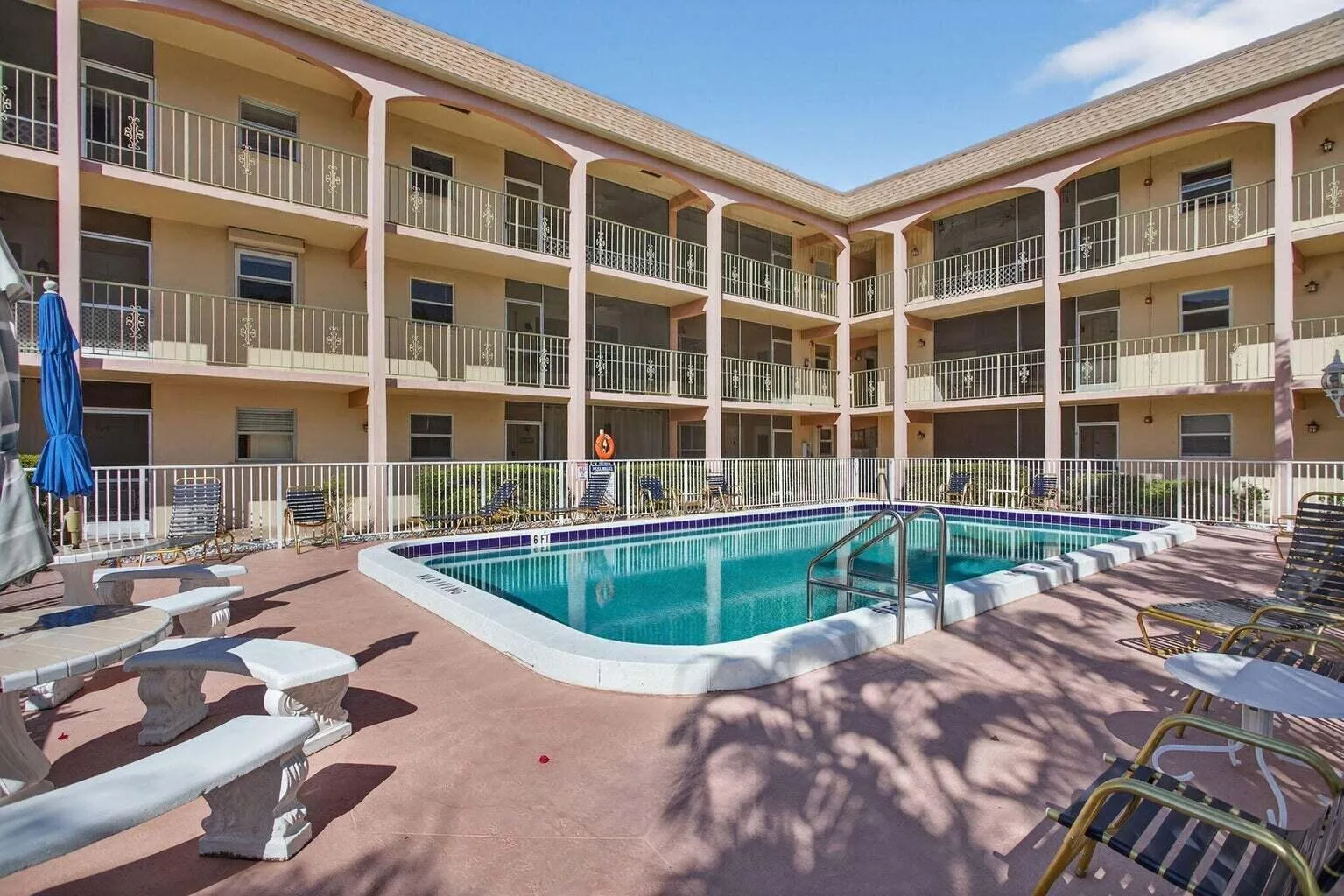 100 SE 6TH Avenue # 303, Pompano Beach, FL 33060 photo 3