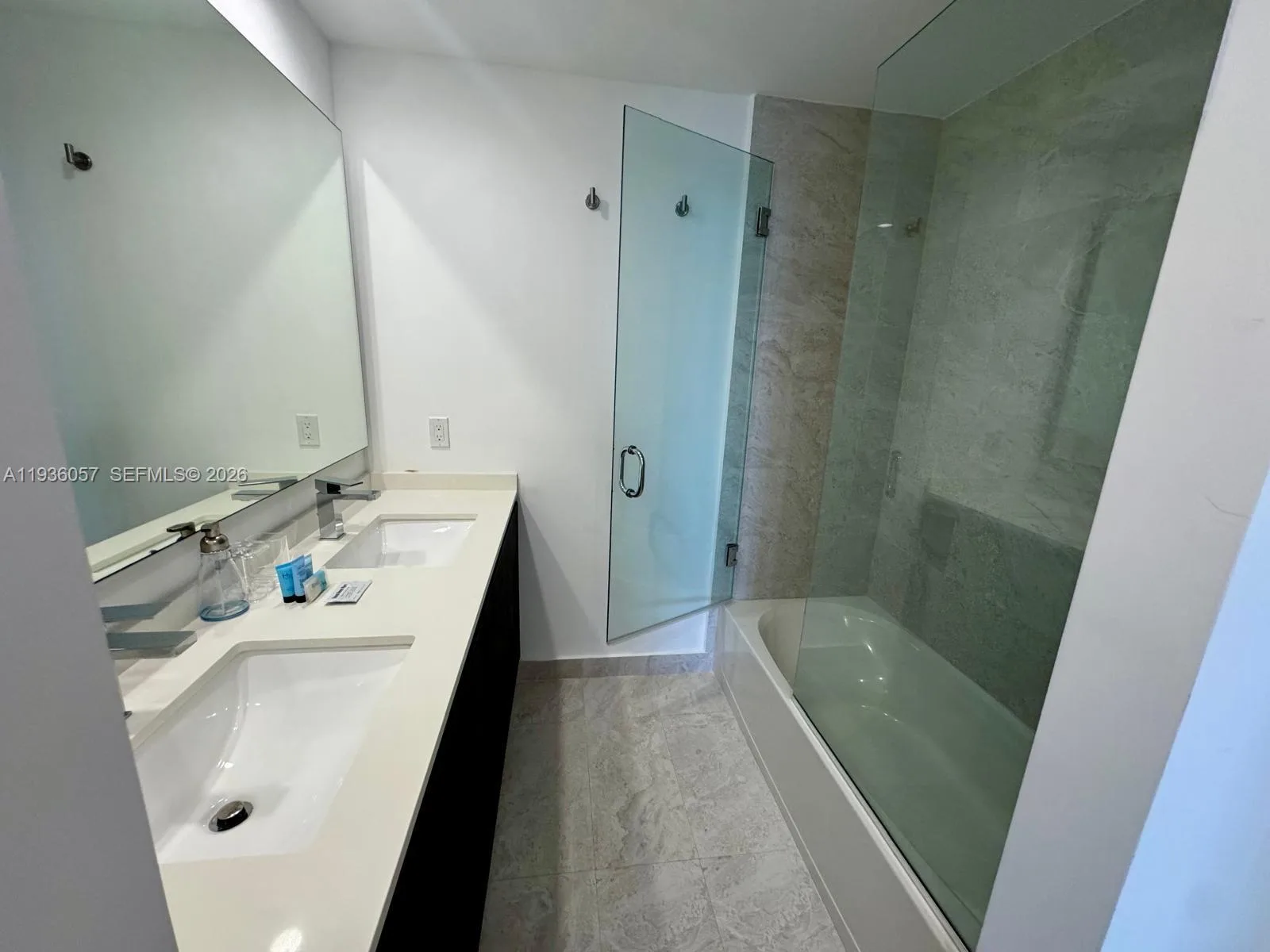 488 NE 18 # 806, Miami, FL 33132 photo 10