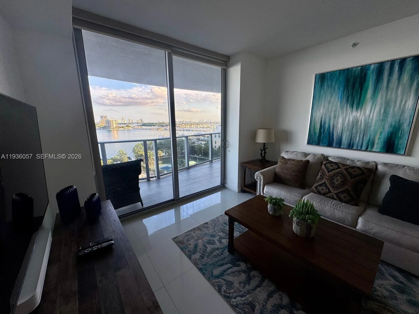 488 NE 18 # 806, Miami, FL 33132 photo 4
