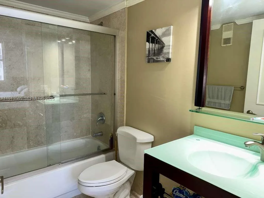 770 Claughton Island Dr # 1613, Miami, FL 33131 photo 11