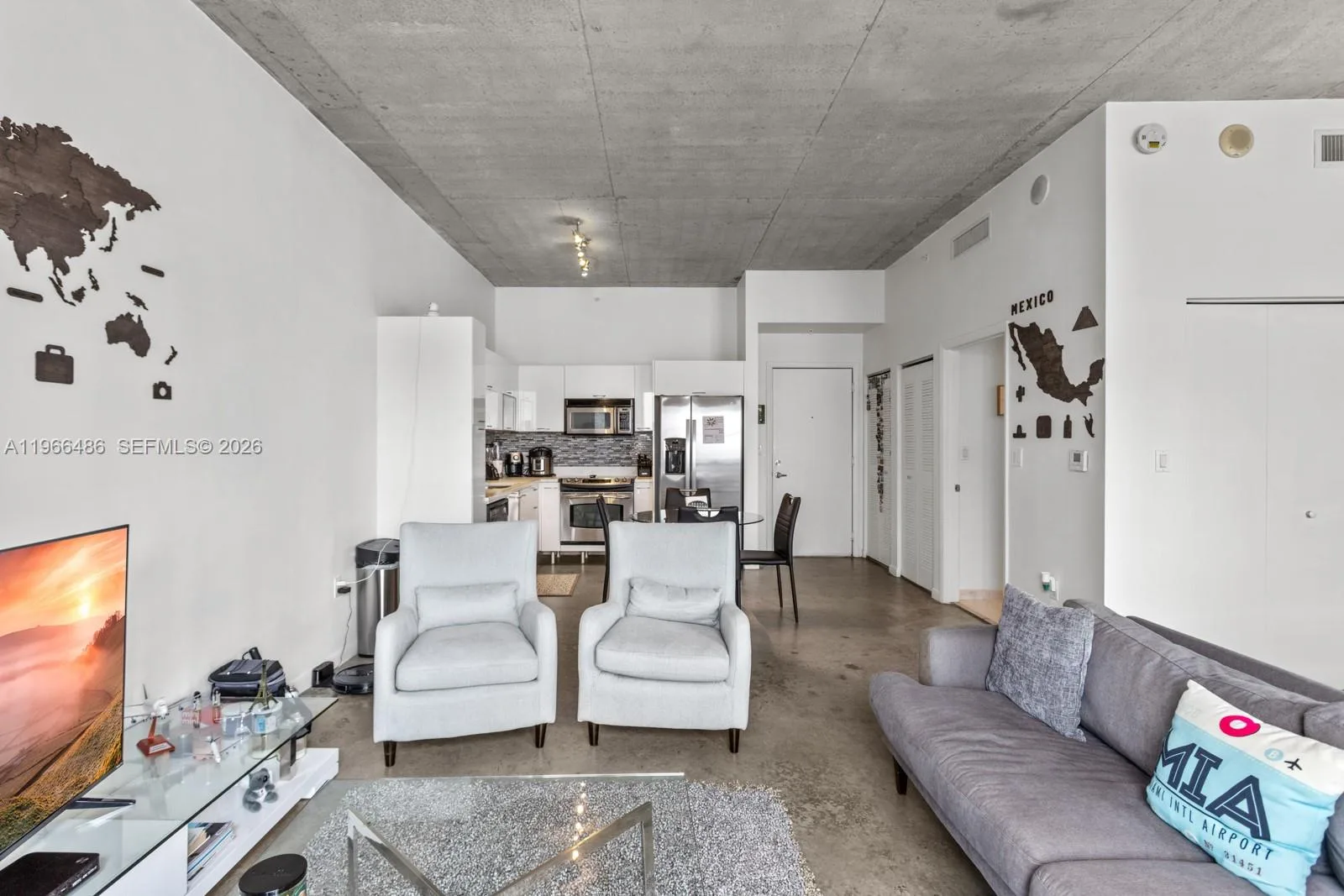 133 NE 2nd Ave # 1815, Miami, FL 33132 photo 4