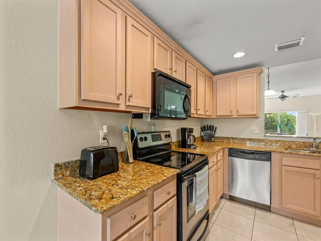4210 Gator Trace Avenue # B, Fort Pierce, FL 34982 photo 6