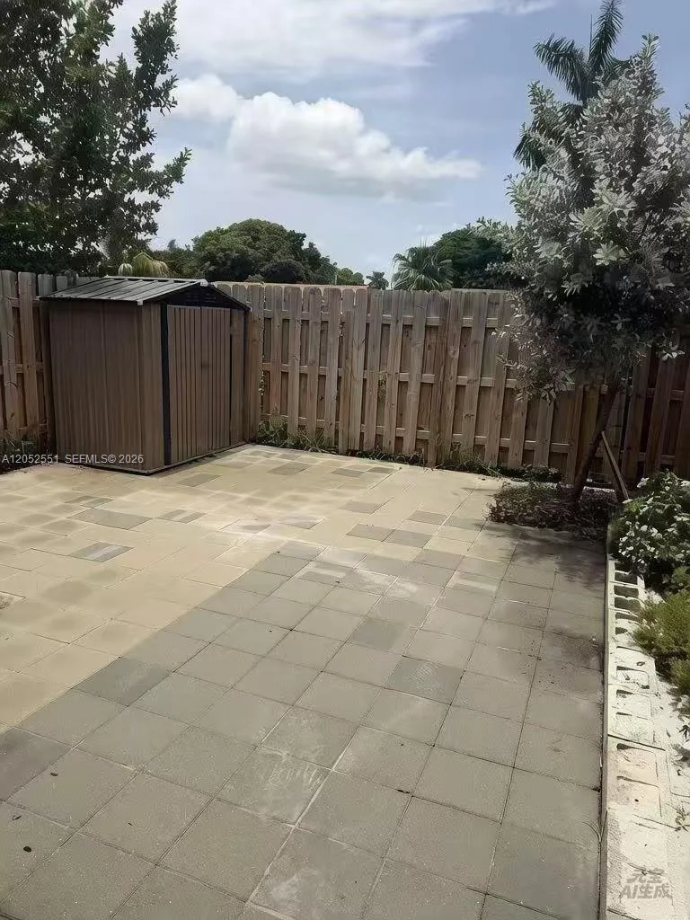 12262 NW 24th Pl, Miami, FL 33167 photo 2