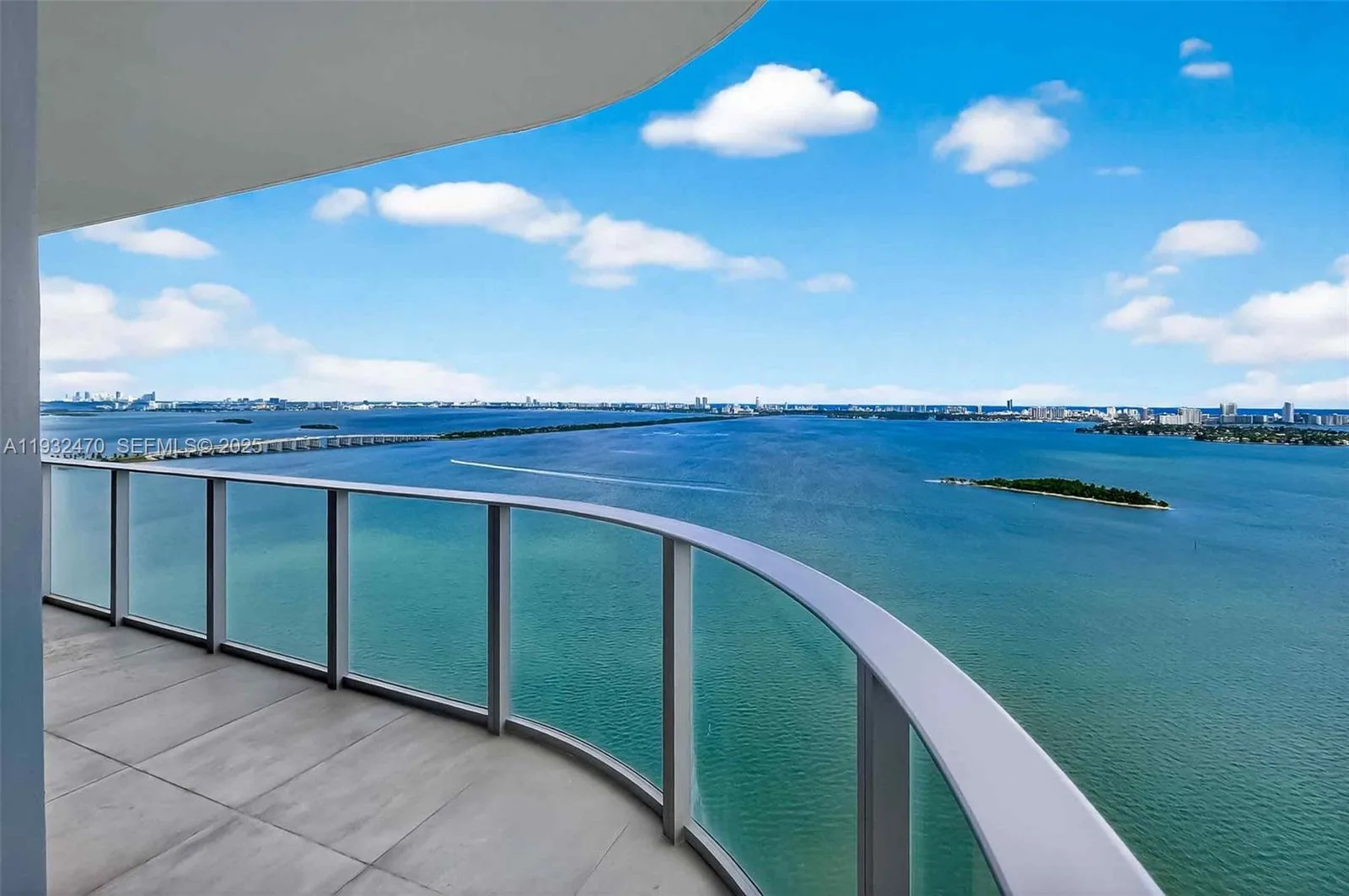 700 NE 24th St # 3007, Miami, FL 33137 photo 5
