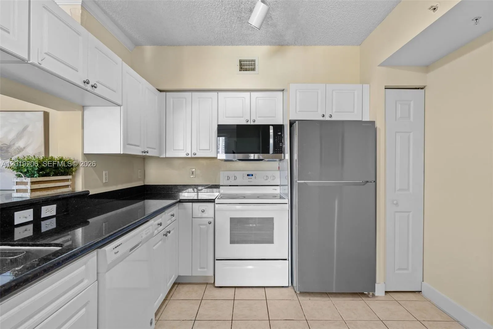 17150 N Bay Rd # 2908, Sunny Isles Beach, FL 33160 photo 10