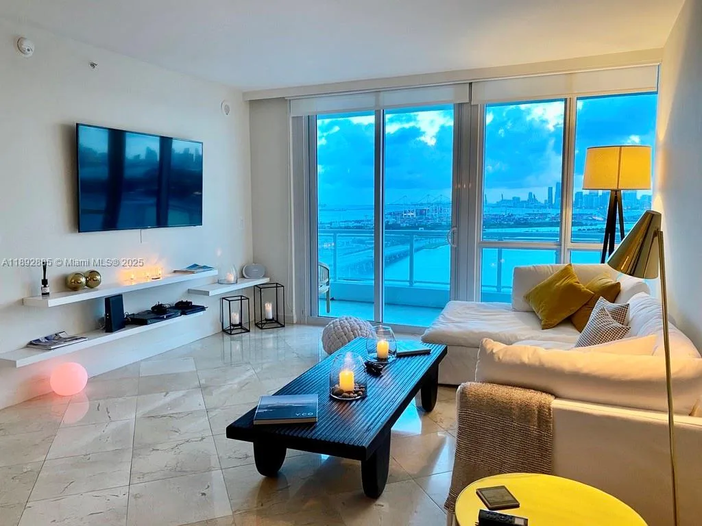 540 West Ave # 2011, Miami Beach, FL 33139 photo 11