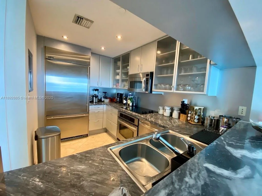 540 West Ave # 2011, Miami Beach, FL 33139 photo 13