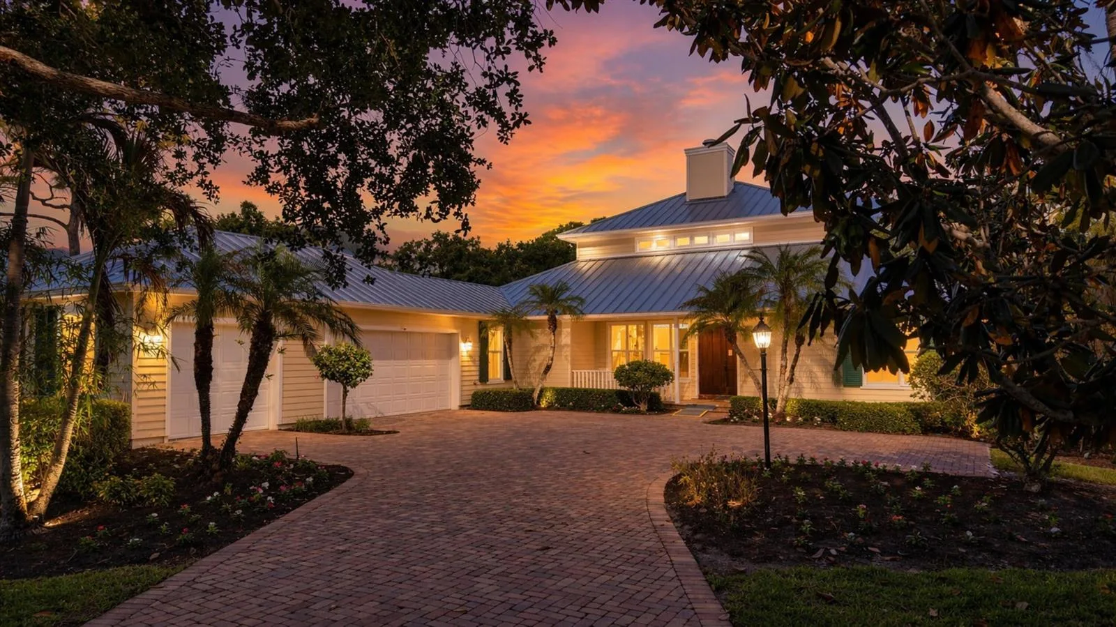 230 Oak Hammock Court SW, Vero Beach, FL 32962