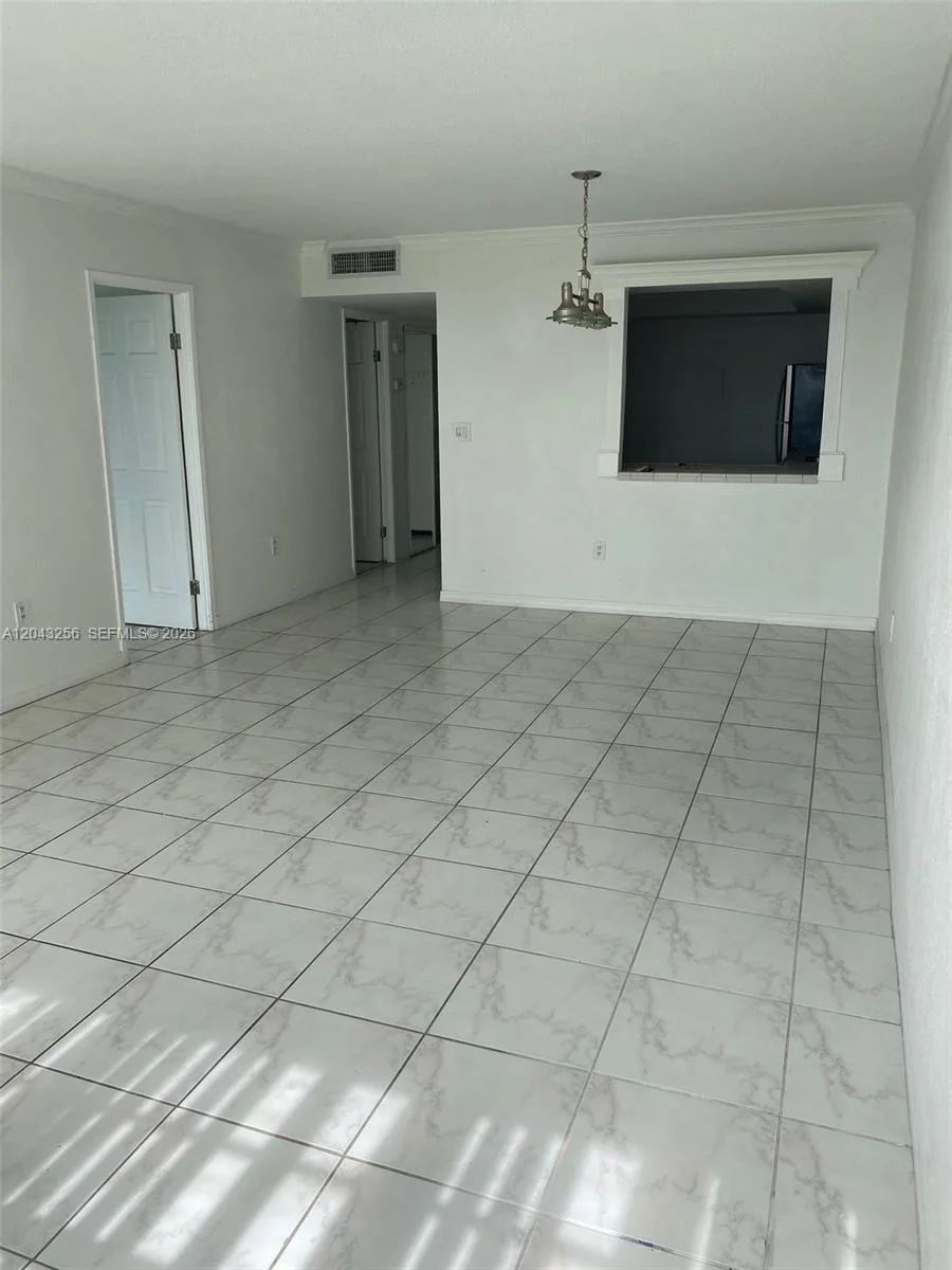1301 NE Miami Gardens Dr # 701W, Miami, FL 33179 photo 5