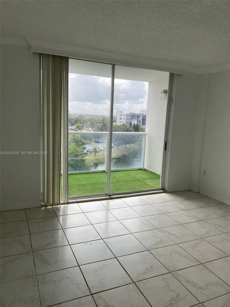 1301 NE Miami Gardens Dr # 701W, Miami, FL 33179 photo 7