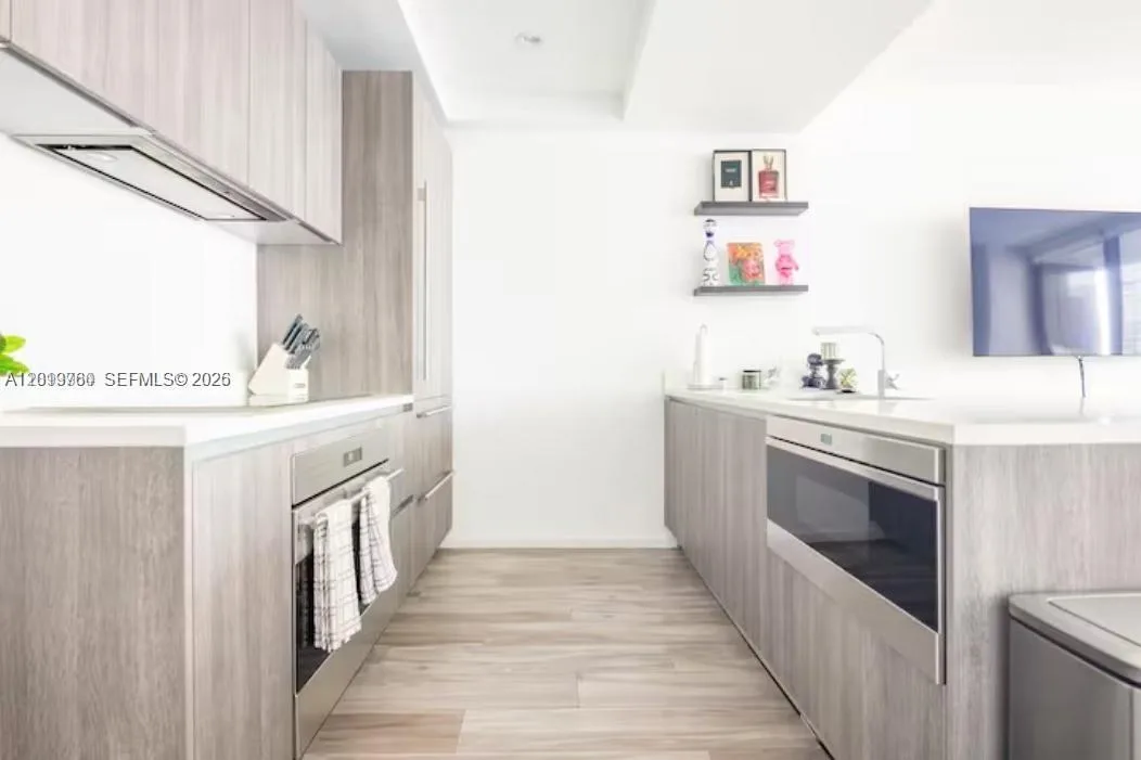 801 S Miami Ave # 1703, Miami, FL 33130 photo 5