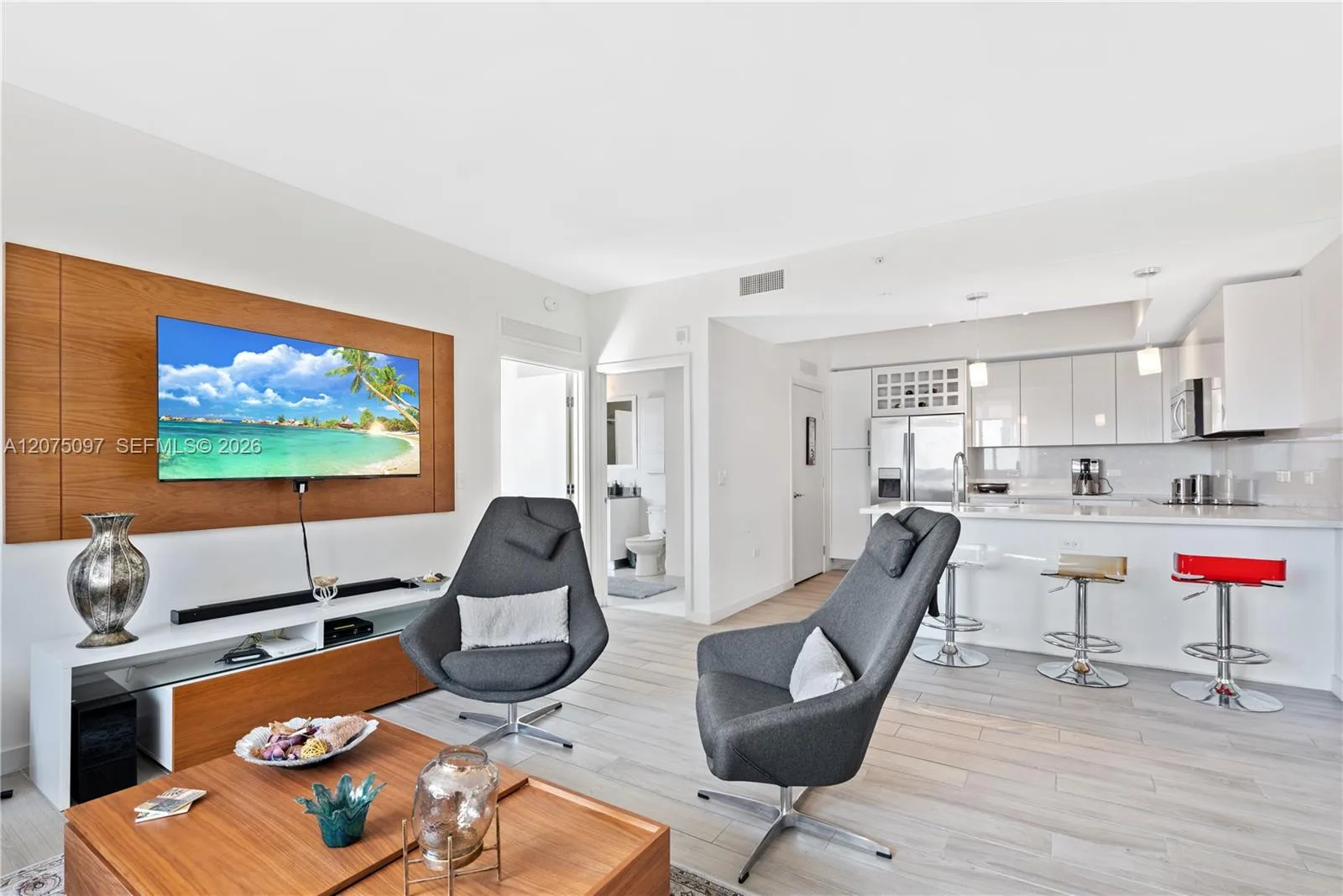 999 SW 1st Ave # 2504, Miami, FL 33130 photo 11