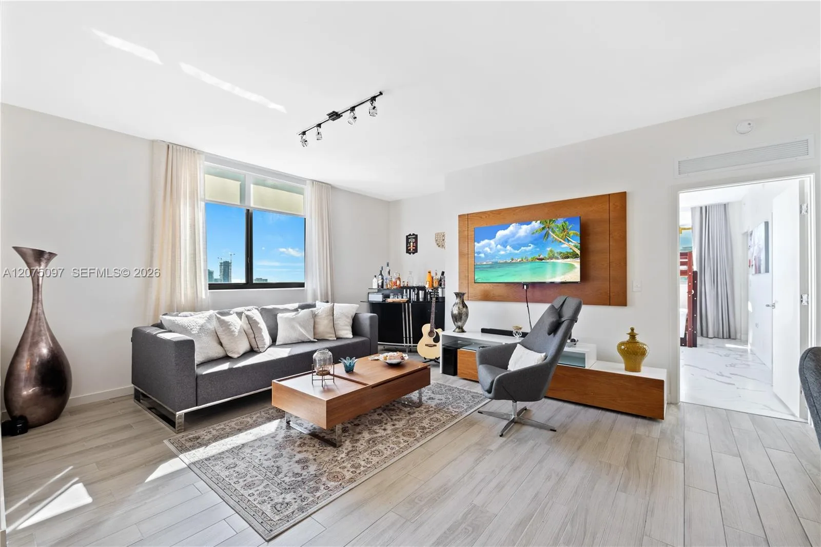 999 SW 1st Ave # 2504, Miami, FL 33130 photo 12