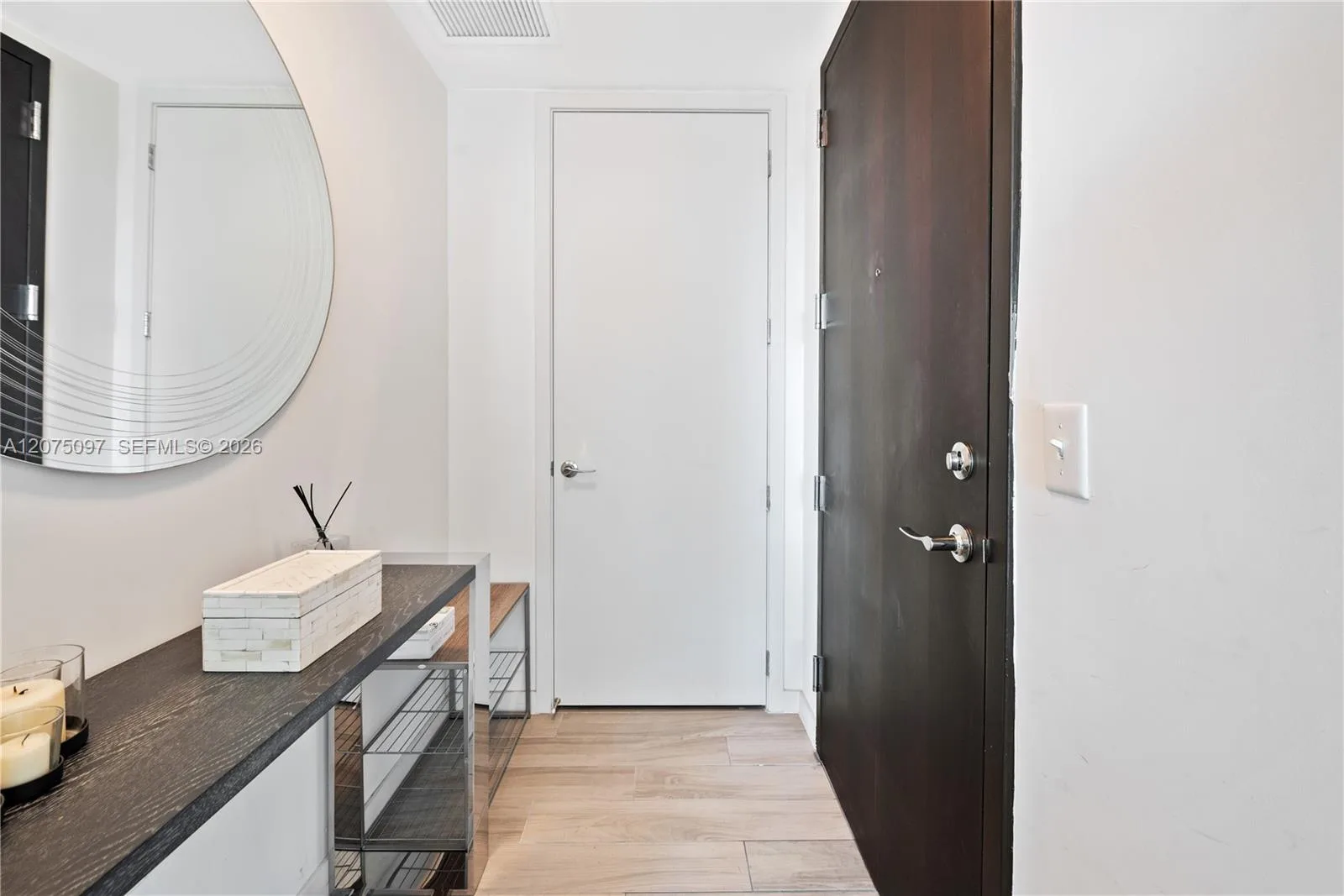 999 SW 1st Ave # 2504, Miami, FL 33130 photo 2