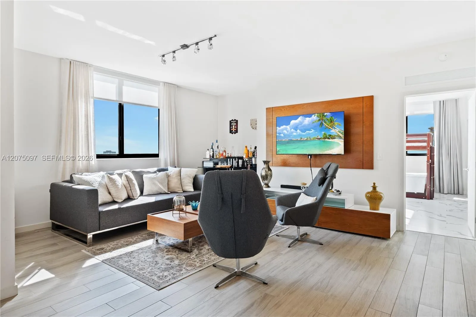 999 SW 1st Ave # 2504, Miami, FL 33130 photo 7