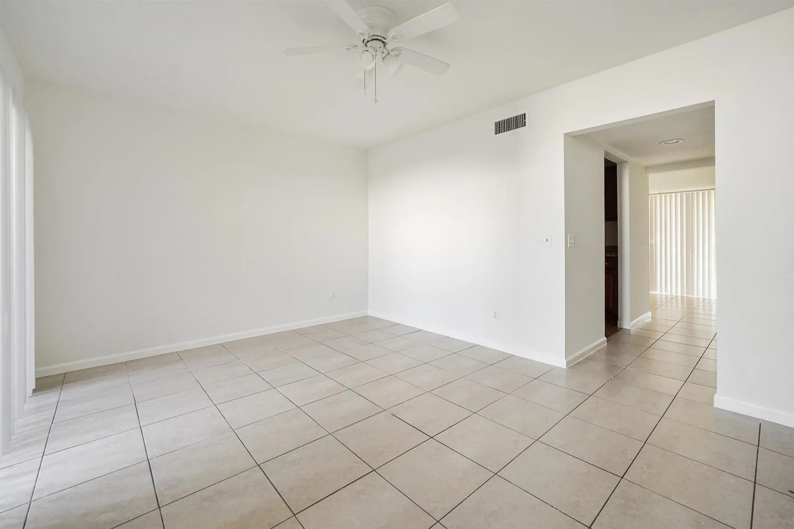 5070 Elmhurst Road # F, West Palm Beach, FL 33417 photo 4