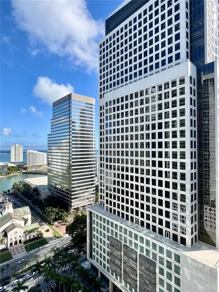 55 SE 6th St # 2608, Miami, FL 33131 photo 11