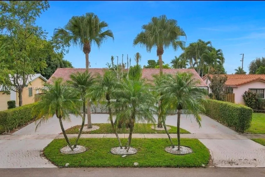 5500 Buchanan St, Hollywood, FL 33021