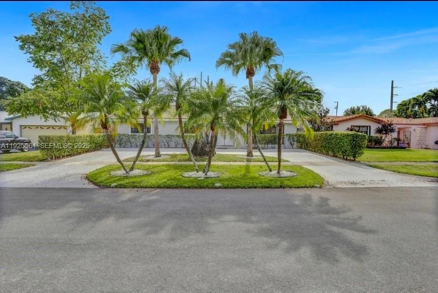 5500 Buchanan St, Hollywood, FL 33021 photo 2