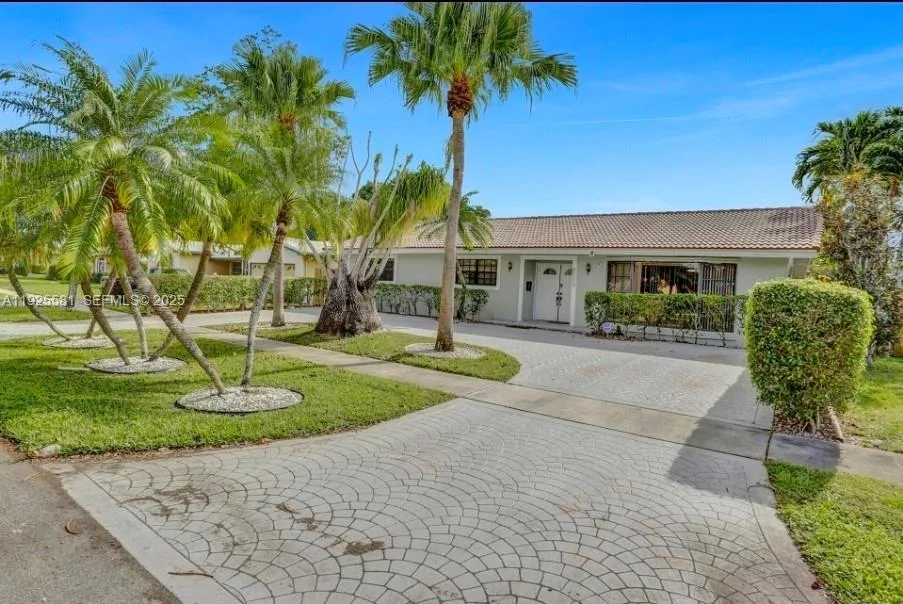 5500 Buchanan St, Hollywood, FL 33021 photo 4