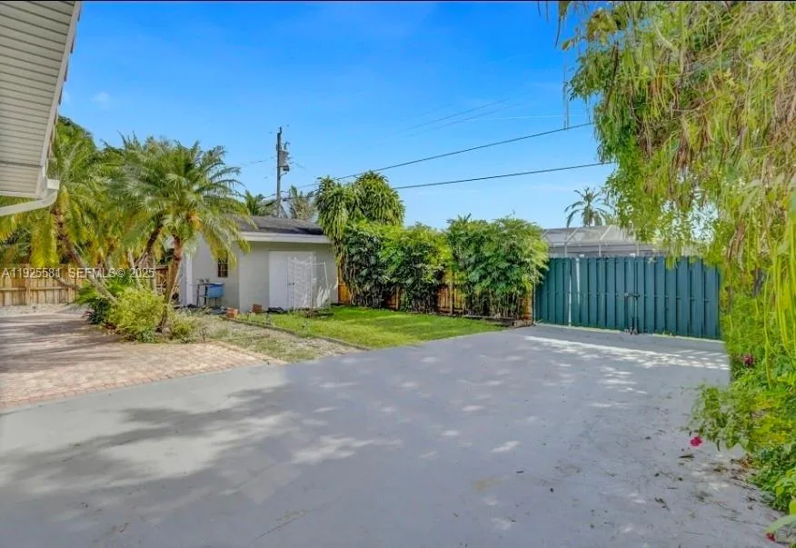 5500 Buchanan St, Hollywood, FL 33021 photo 5