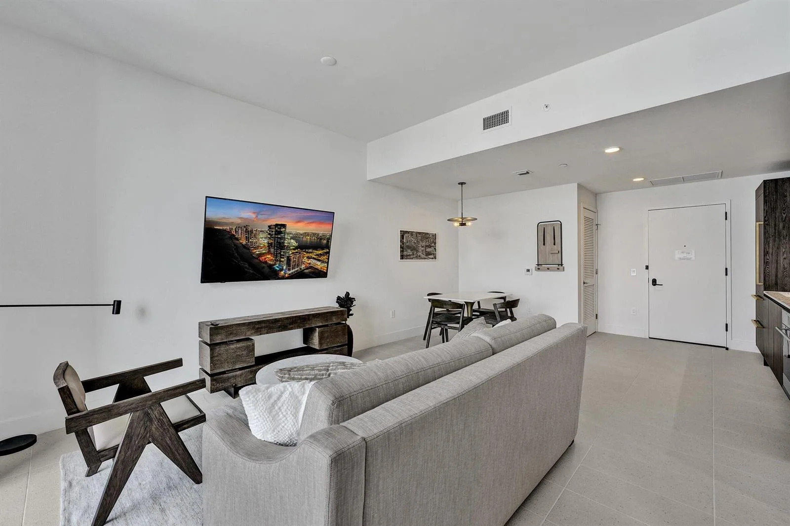 159 NE 6th Street # 4813, Miami, FL 33132 photo 4