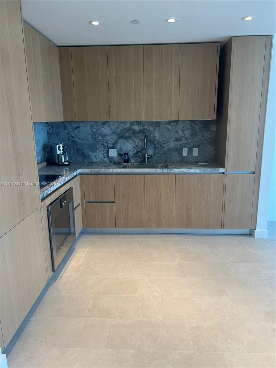 500 Alton Rd # 1008, Miami Beach, FL 33139 photo 7