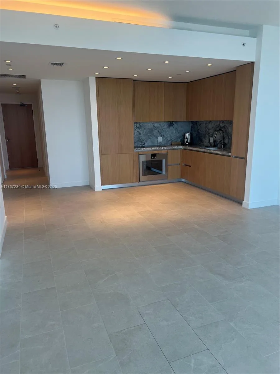 500 Alton Rd # 1008, Miami Beach, FL 33139 photo 8