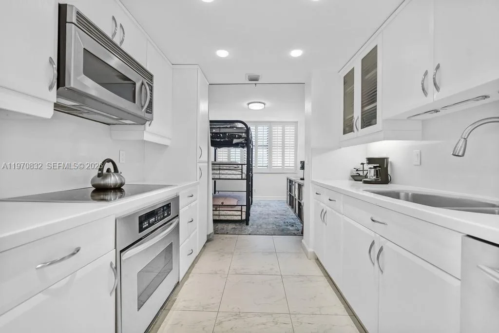 2301 S Ocean # 201, Hollywood, FL 33019 photo 10