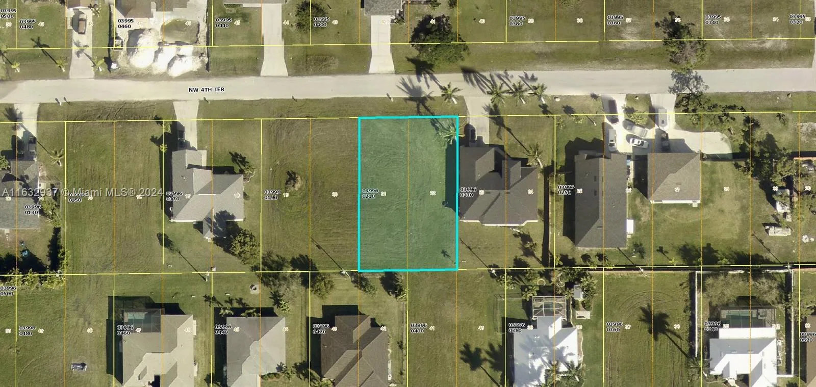 2718 NW 4th Ter, Cape Coral, FL 33993