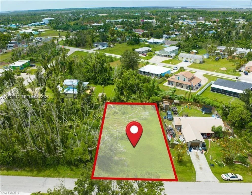 5409 Phillips ST, Other City - In The State Of Florida, FL 33922 photo 5