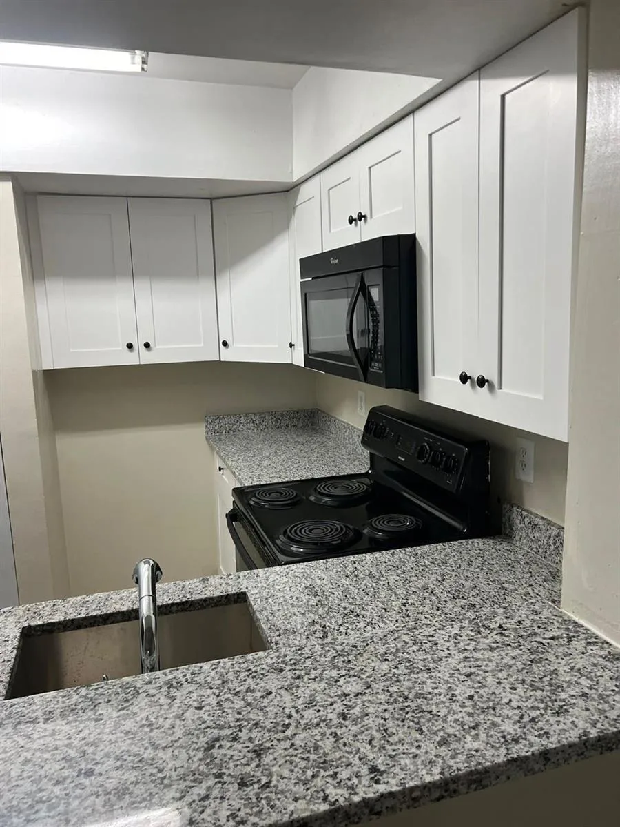 7027 W Sunrise Boulevard # 7027, Plantation, FL 33313