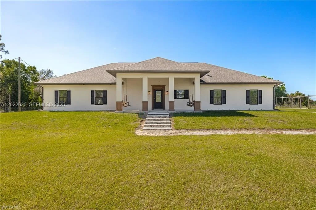 5535 COUNTY ROAD 78, La Belle, FL 33935 photo 4