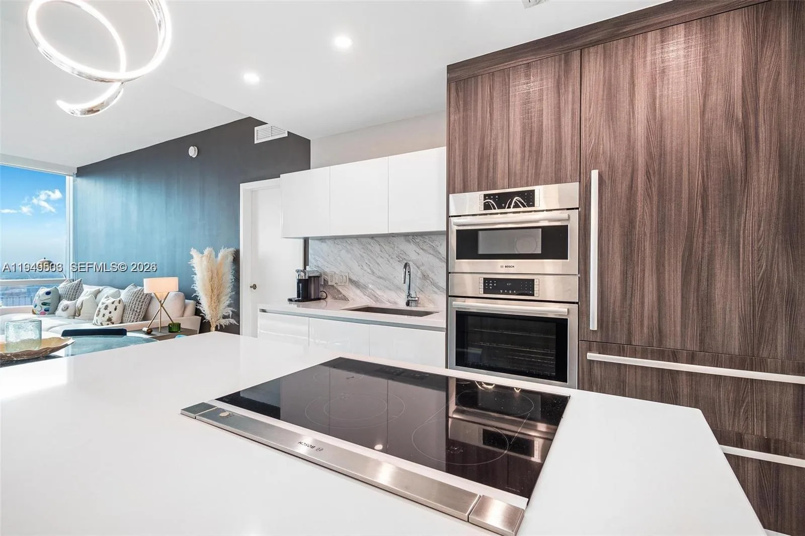 851 NE 1st Ave # 4108, Miami, FL 33132 photo 4