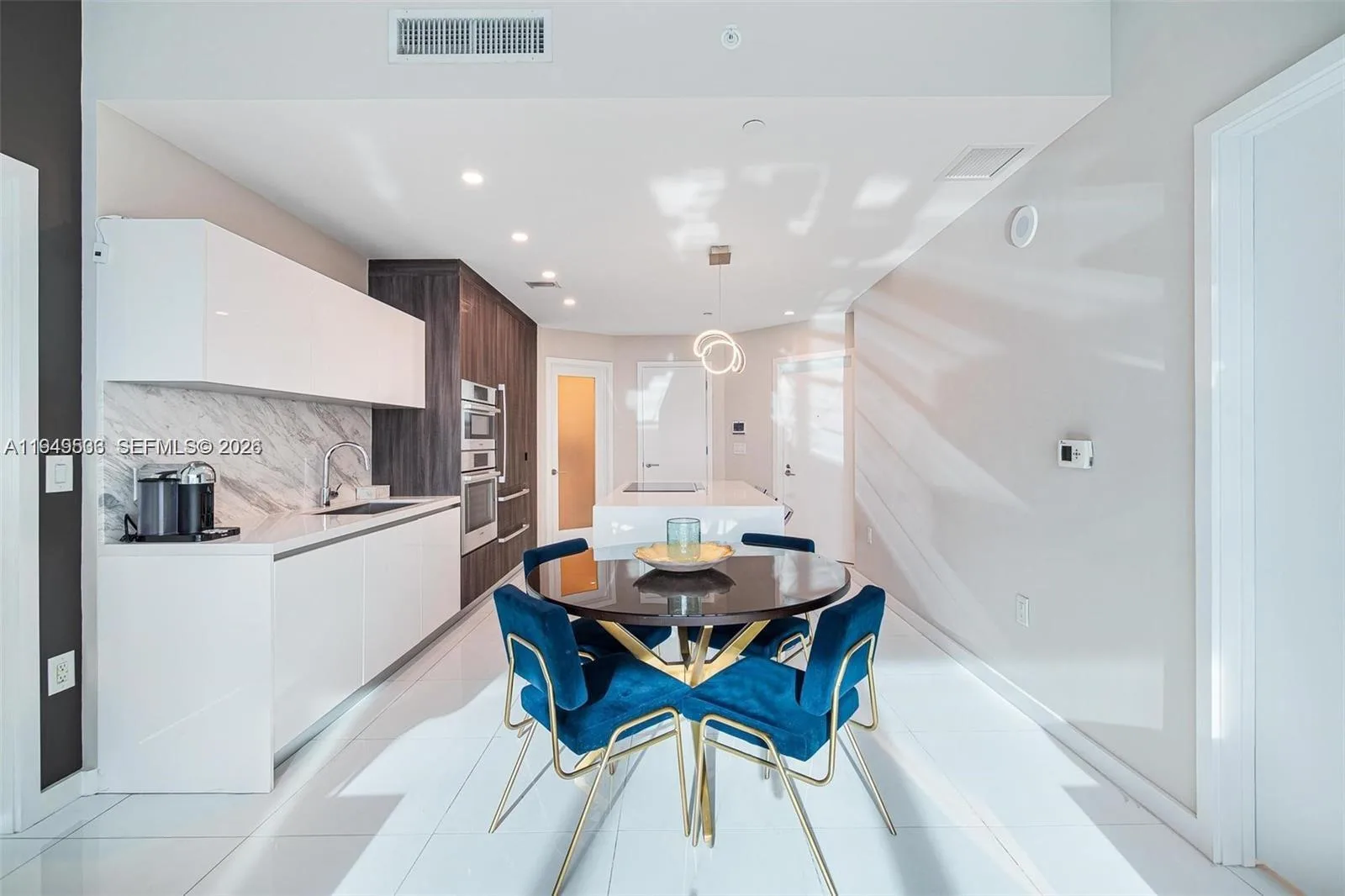 851 NE 1st Ave # 4108, Miami, FL 33132 photo 6