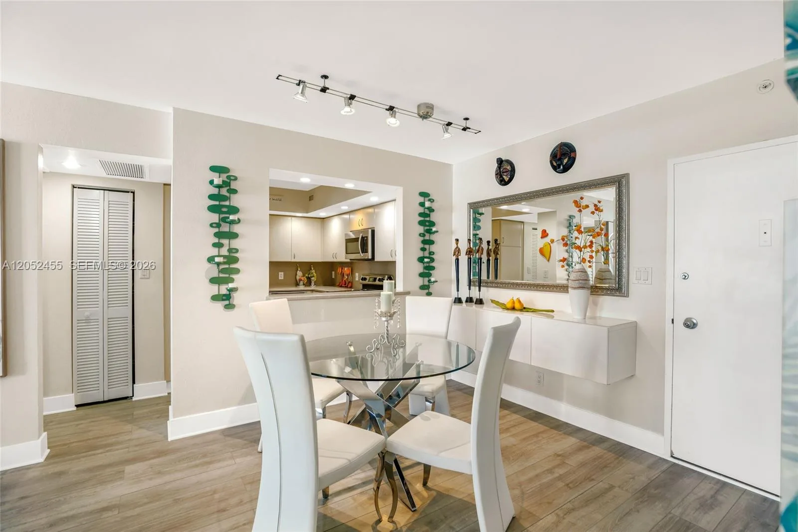 5600 Collins Ave # 16B, Miami Beach, FL 33140 photo 9