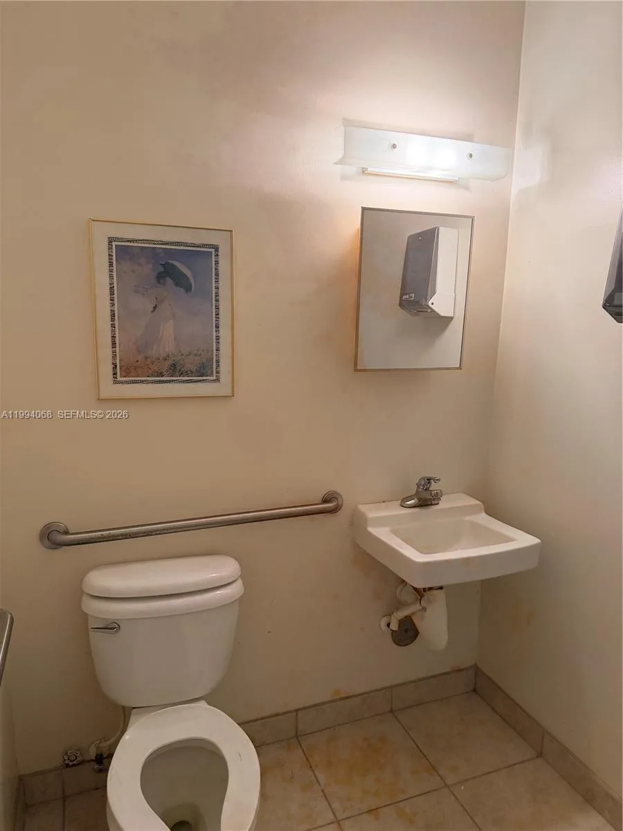 4700 W Prospect Rd # 112, Fort Lauderdale, FL 33309 photo 5