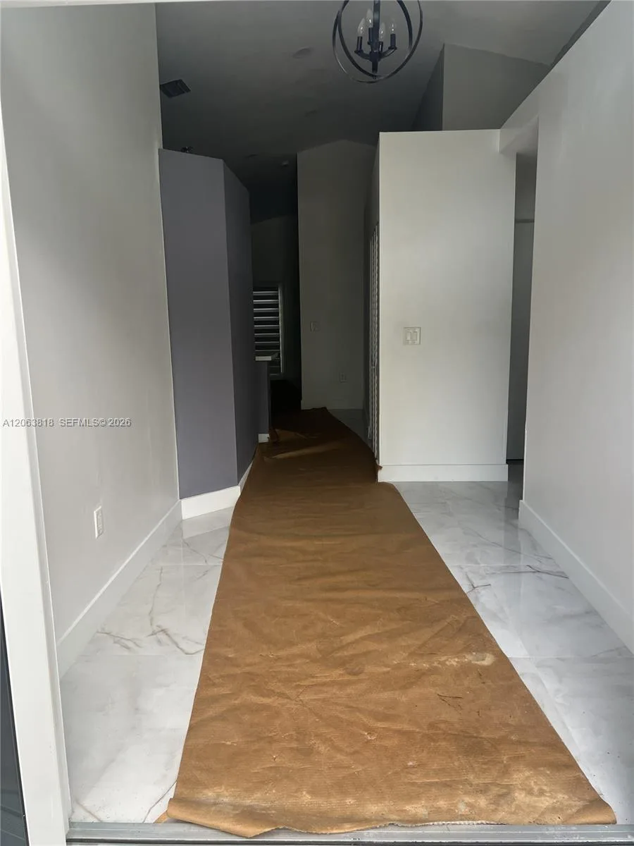 289 SW 159th Ln, Sunrise, FL 33326 photo 8