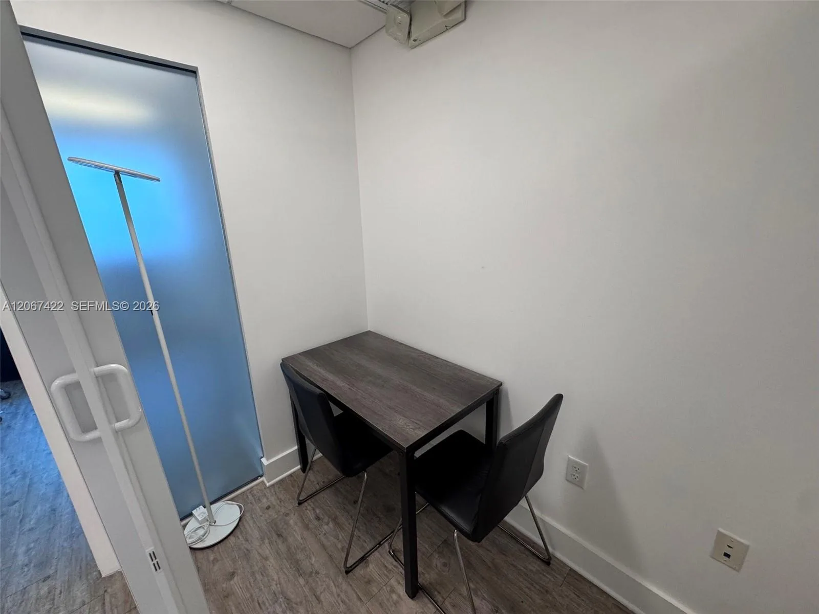 40 SW 13th St # 402, Miami, FL 33130 photo 5