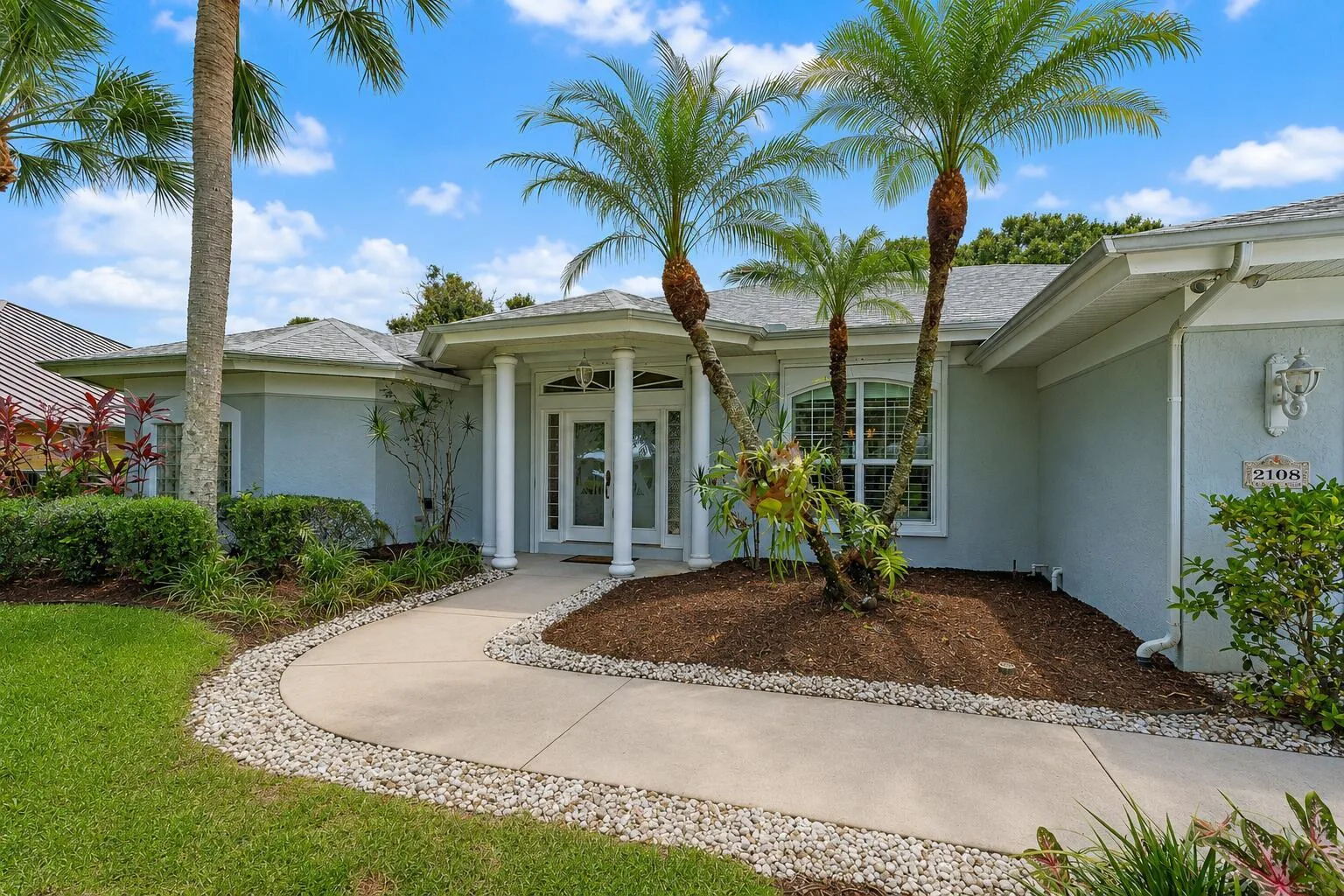 2108 SW Oakwater Point, Palm City, FL 34990 photo 2