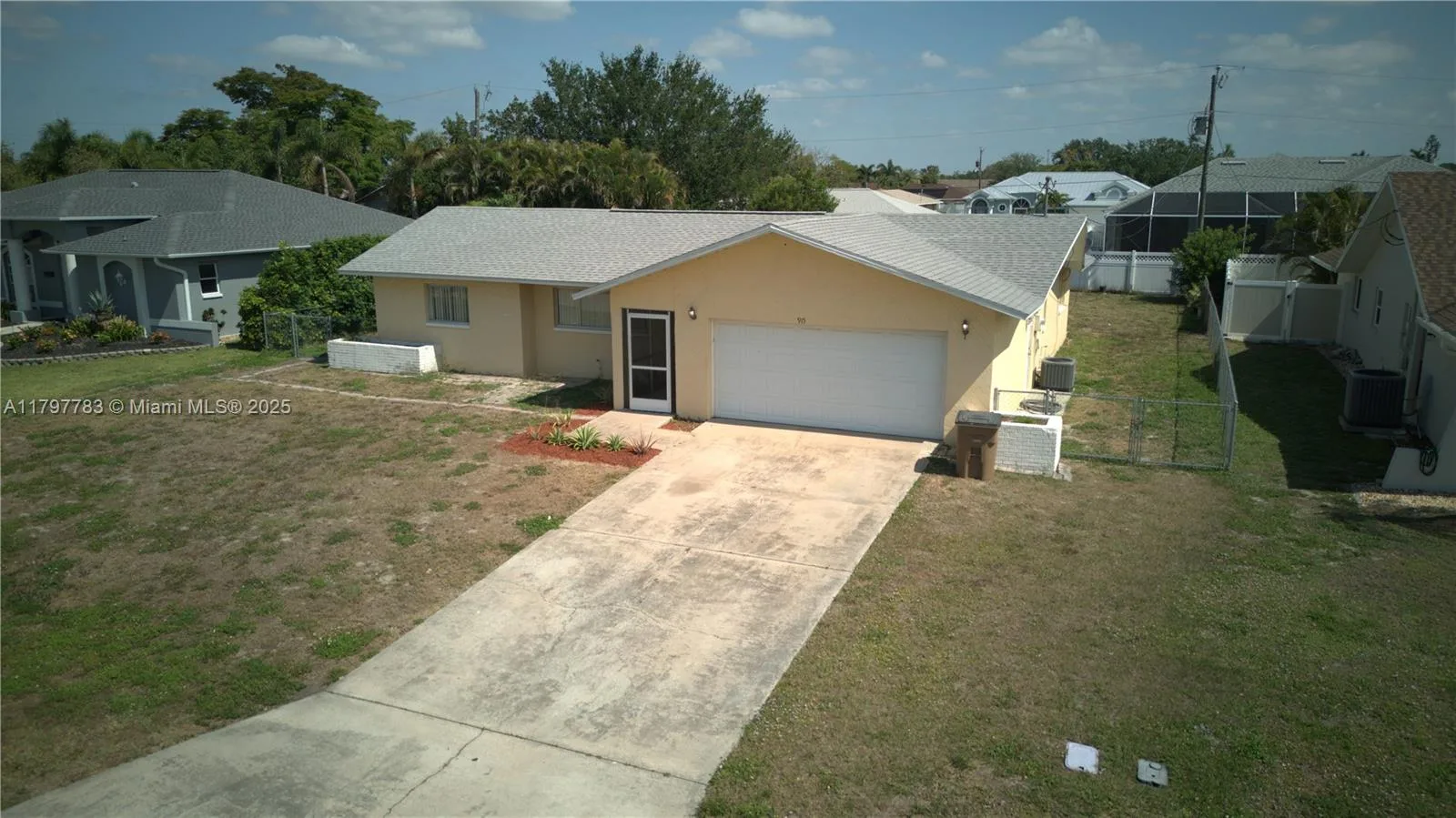 915 SE 20 Street, Cape Coral, FL 33990 photo 4